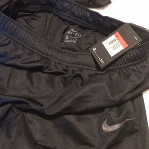 Men’s Nike Dryfit standard pant